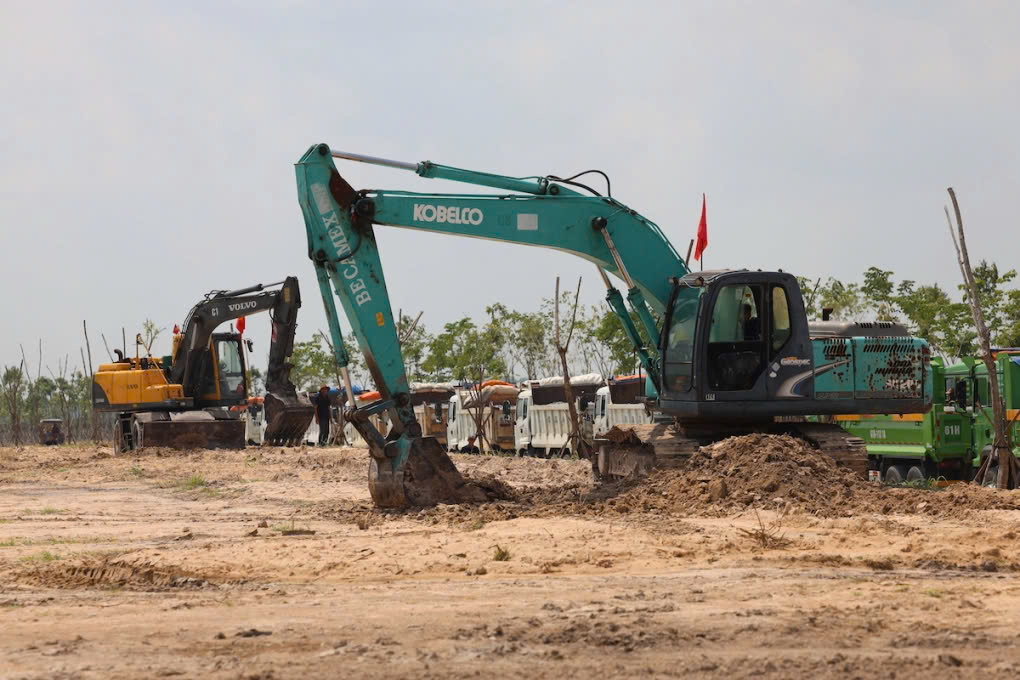 Bình Dương khởi công 2 khu công nghiệp xanh hơn 1.000 ha