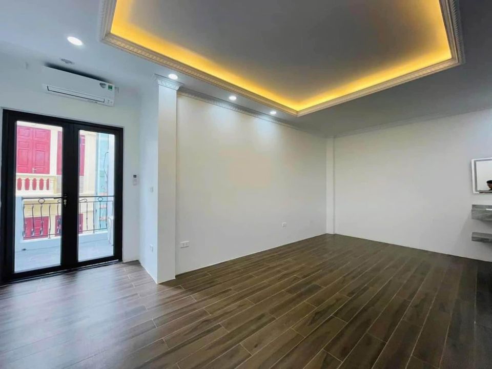 BÁN NHÀ LIỄU GIAI BA ĐÌNH 50M2-6 TẦNG THANG MÁY-MT 5M-GIÁ CHÀO 13,95 TỶ-THƯƠNG LƯỢNG-HÀNG HIẾM KHÔNG CÓ CĂN THỨ HAI