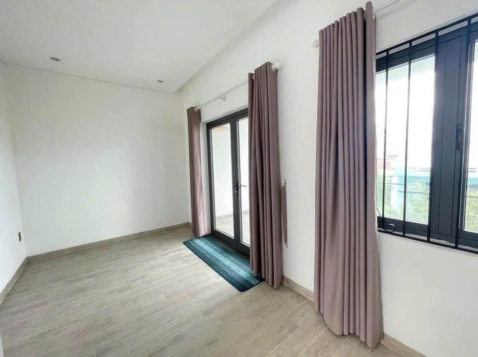 Bán nhà 3 tầng mặt tiền Nguyễn Khang - Thanh Khê - Thành Phố Đà Nẵng