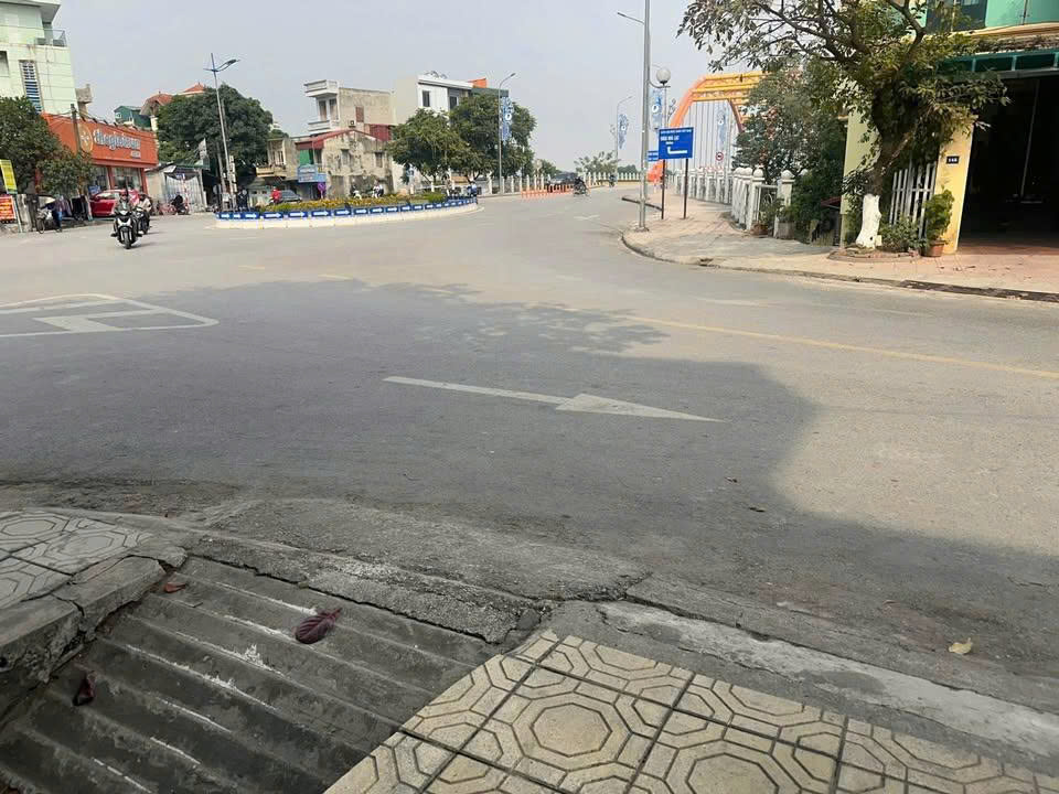 Bán nhà mặt tiền Lê Lợi - Thành Phố Phủ Lý - Ninh Bình