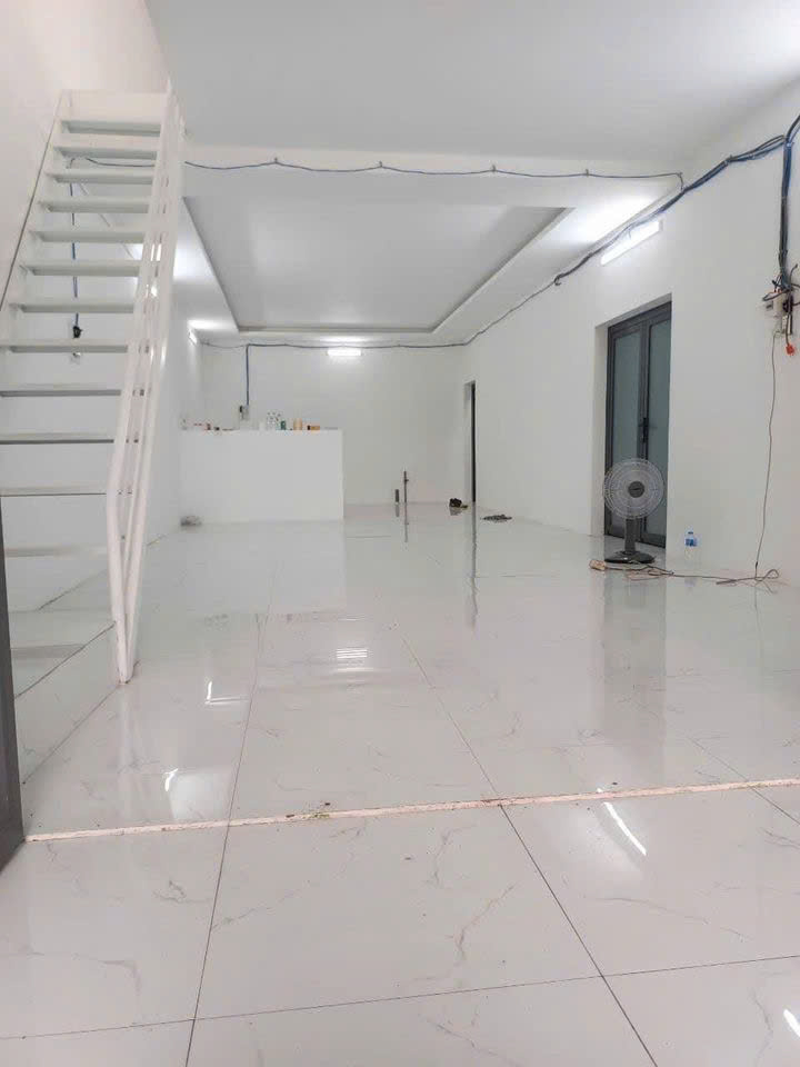 Bán nhà gần KDC Bửu Long 130m2, sân xe hơi