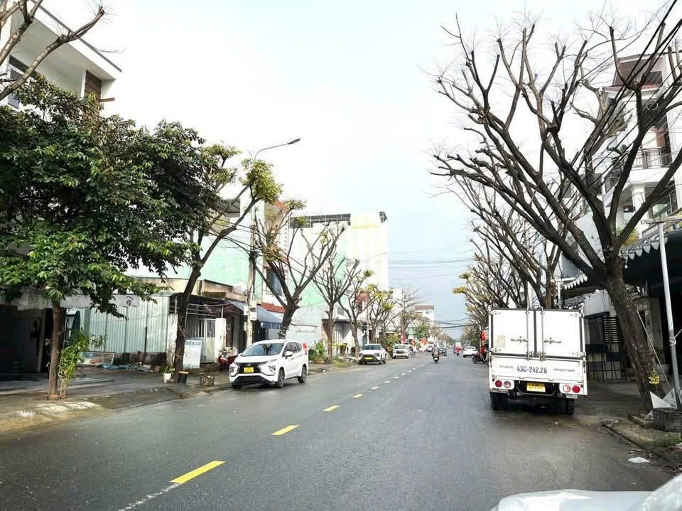 Bán nhà 4 tầng tiền kinh doanh Đường Bùi Tấn Diên - Quận Liên Chiểu - Thành Phó Đà Nẵng