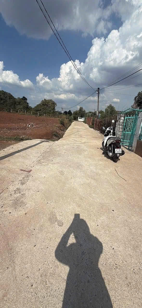 Bán nhanh lô đất cách mặt tiền hẻm 293 Nguyễn Thị Định 800m -Phường Thành Nhất - Buôn Ma Thuột